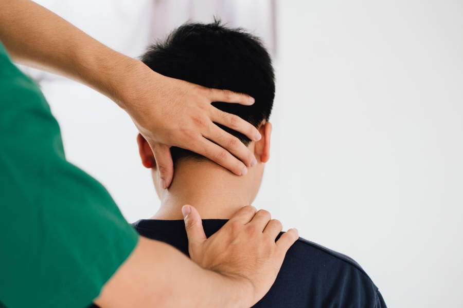صداع خلف الرأس