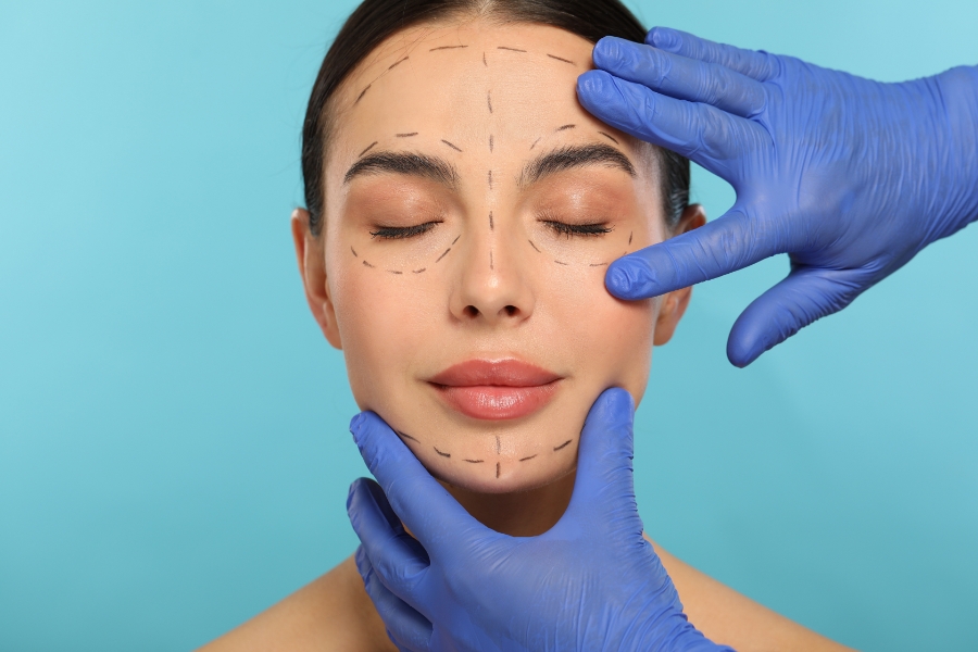 عملية تجميل الوجه