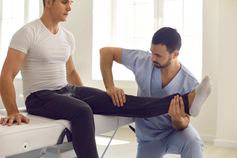 علاج الاصابات الرياضية