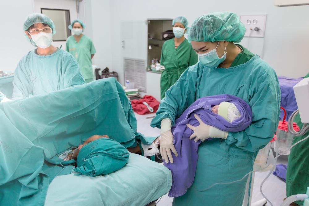 عملية الولادة القيصرية