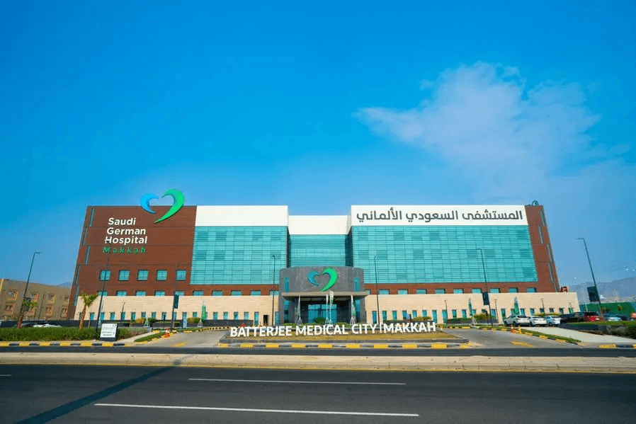 Nine-piece severe heel fracture successfully treated at SGH Makkah